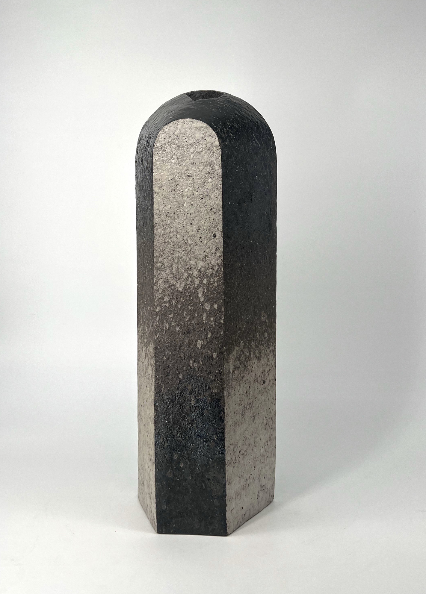 CB26 MBA FINE ARTS SATO KAZUHIKO STONEWARE VASE WITH PARTIAL ASH GLAZE AND BLACK GLAZE 1989