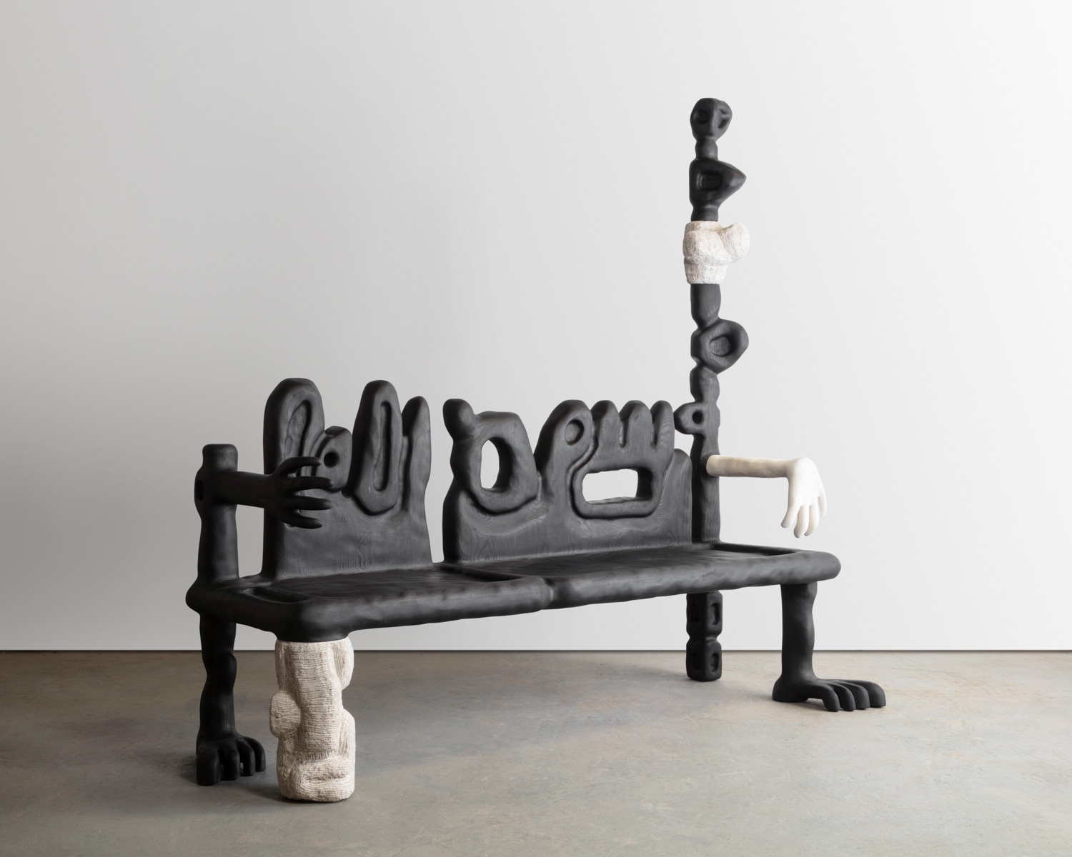 THE ROOMS HECTOR GIRALDO CASEY 3